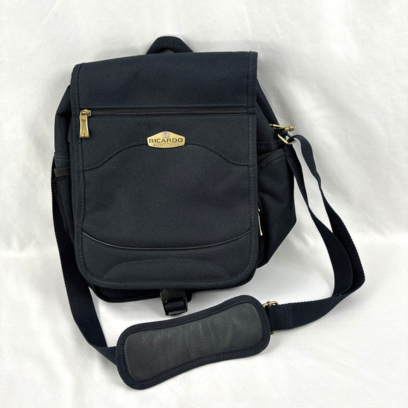 Ricardo Beverly Hills Black Daypack Backpack Travel Overnight Carry On Bag - Picture 1 of 16